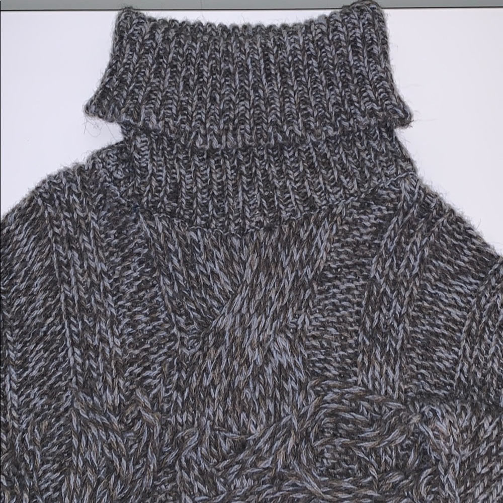 Italian made wool poncho !